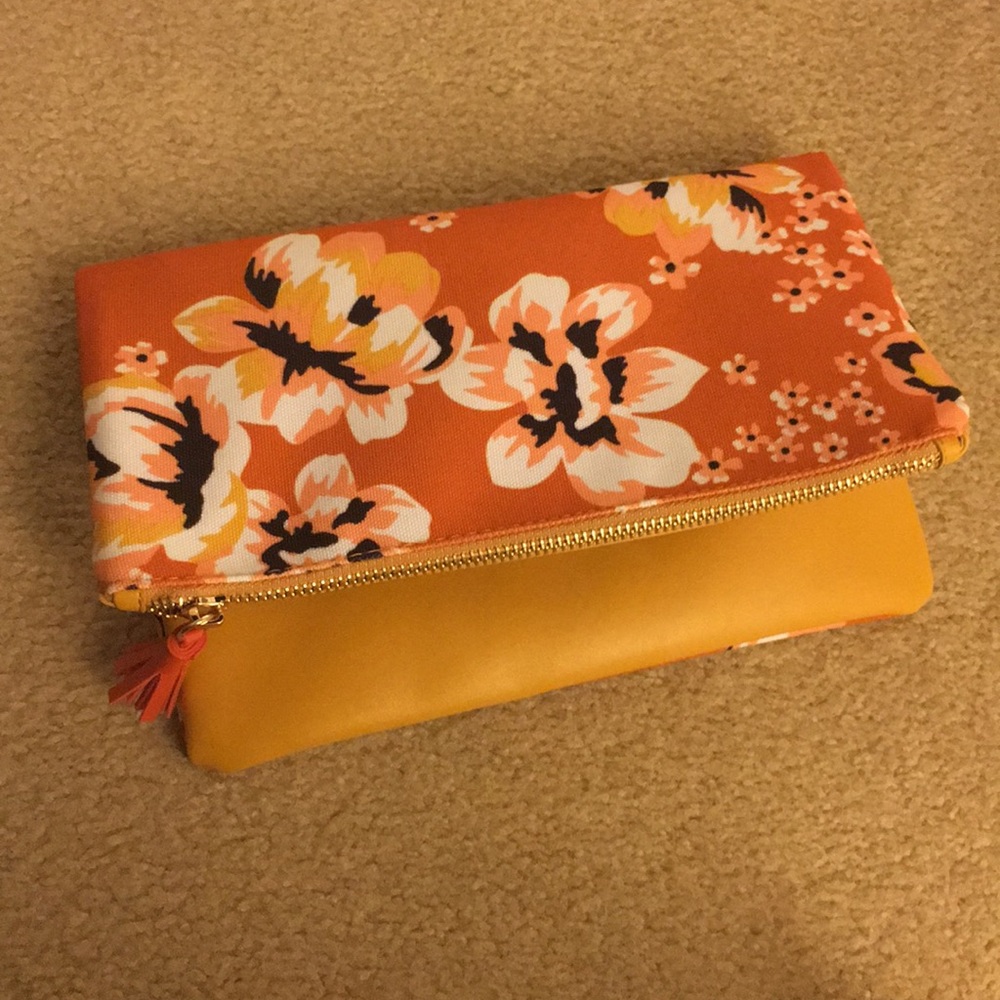 NWT Rachel Pally reversible clutch